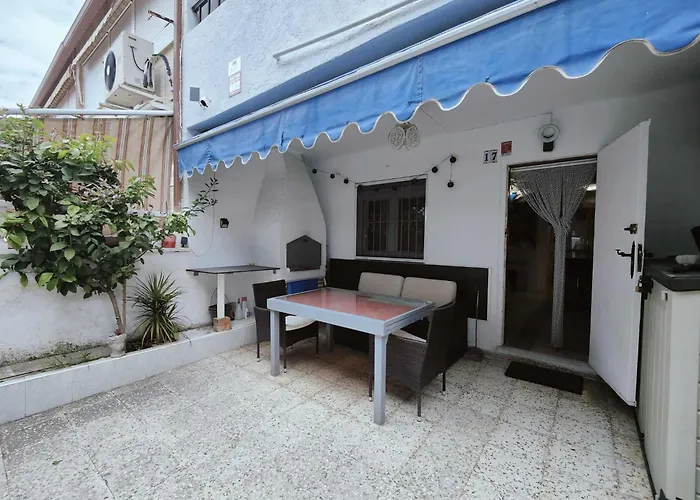 Tatil Evi Goleta Danuria